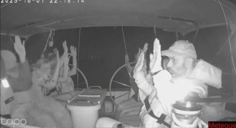Israel termina la flotilla con ayuda para interceptar los barcos de la misión en aguas |