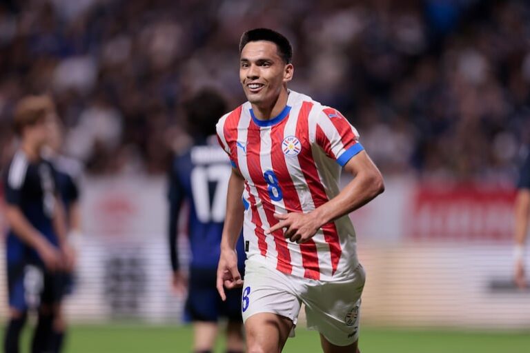Video: El tanto de Diego Gómez en la victoria de Paraguay 2-1 sobre Japón.
