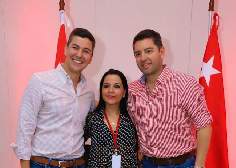 «La Negra» Saucedo imputada por reposos falsos y fotografía.