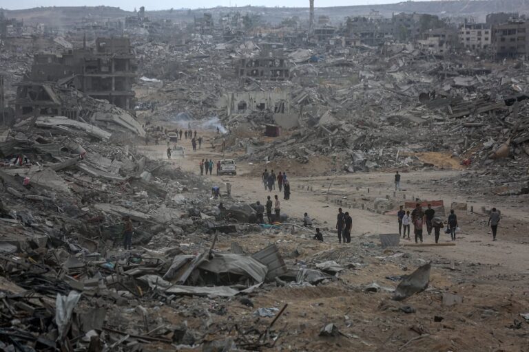 Los habitantes de Gaza miran con pesimismo el futuro y el plan de Trump: “Las cosas volverán a ser como antes o incluso peor” |