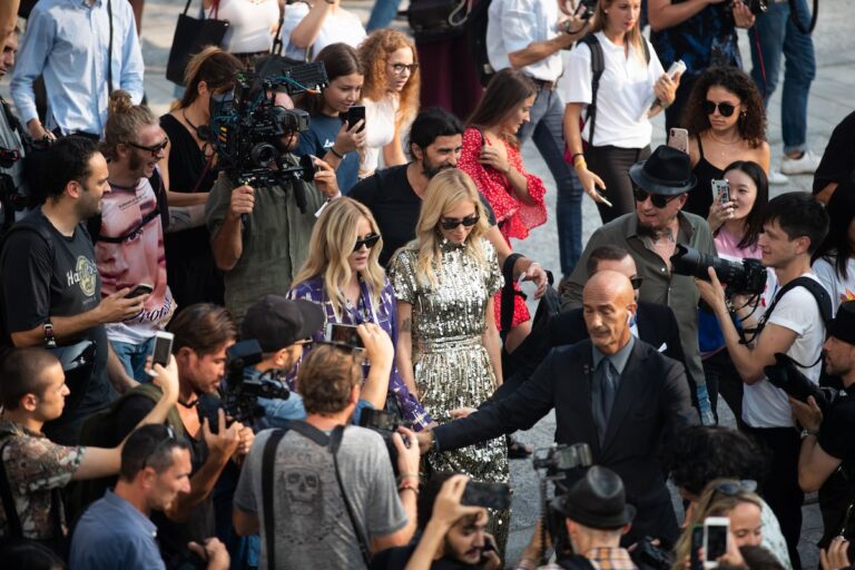 Los ‘influencers’ ya no están invitados: por qué las marcas de moda se han cansado de los ‘me gusta’