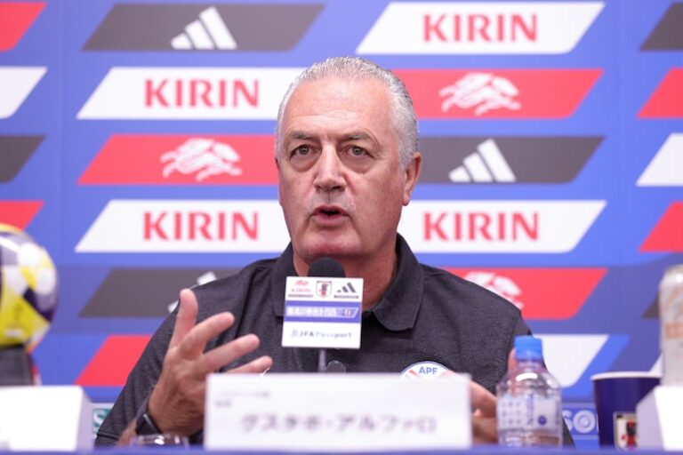 “Un caso de triunfo personal: Alfaro y el tributo a Russo – Selección Paraguaya”