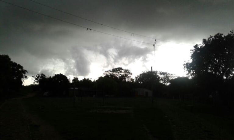 Paraguay bajo alerta de tormentas este domingo: Clima.