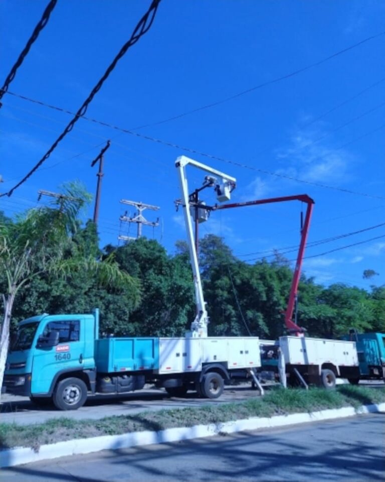 Quince ciudades del país quedarán sin electricidad este domingo.