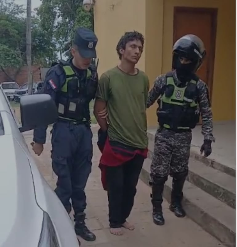 Vecinos de Loma Pytá detienen a agresor de joven.