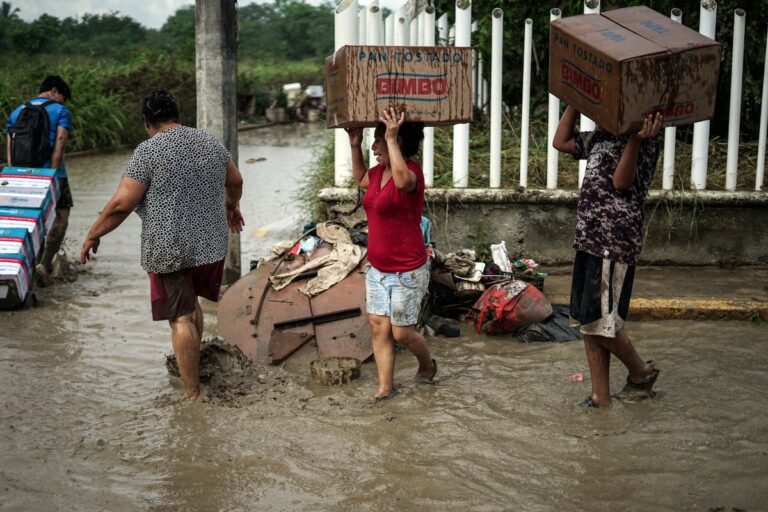 Viaje al epicentro de las lluvias: Poza Rica exige celeridad en las ayudas