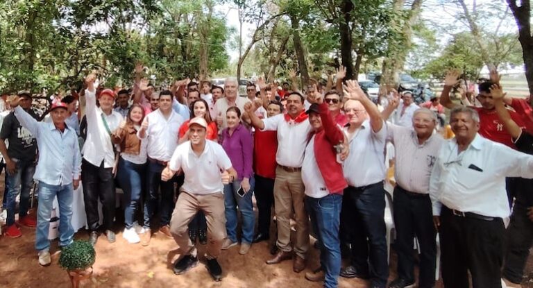 Wiens: “Sobres de Poder” revela cómo Peña se enriquece.