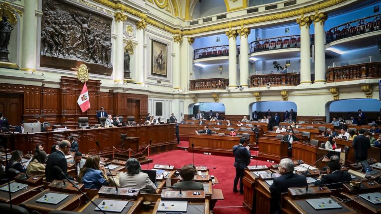 Congreso peruano aprueba norma que elimina enfoque de género: “Es un retroceso de décadas y es inaplicable”