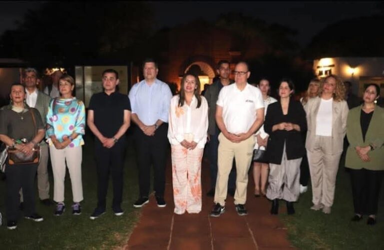 El Príncipe Alberto II de Mónaco visitó Itapúa.