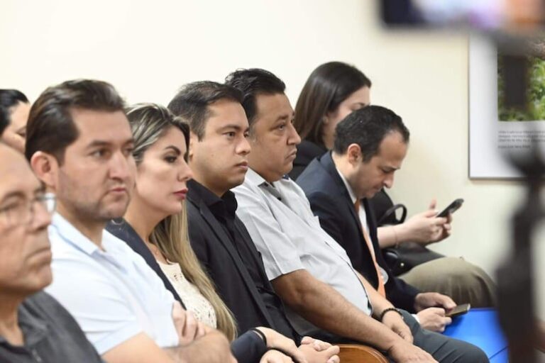 Fiscalía solicita juicio oral para Prieto y diez acusados