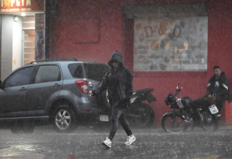 Fuerte tormenta y frente frío llegarán este viernes.