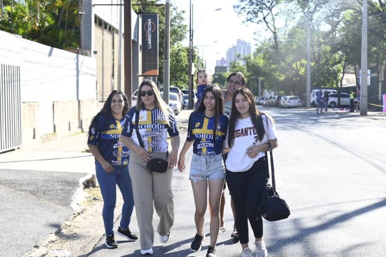 Sportivo Trinidense frente a Cerro Porteño: cobertura en directo – Fútbol minuto a minuto.