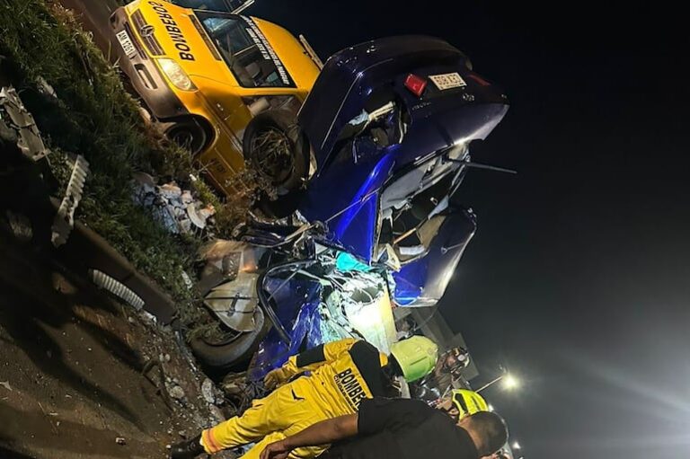 Joven fallece y tres heridos en accidente tras concierto.