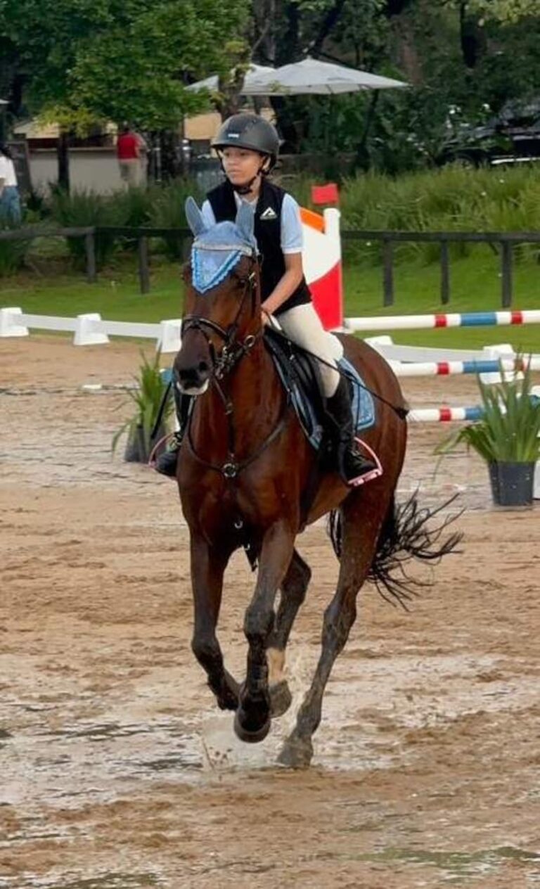 Equitación: Compiten por la “Copa Acá Carayá” – Polideportivo