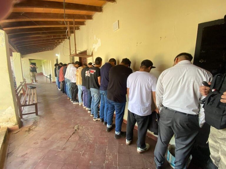 Paraguarí: 17 detenidos, dos imputados ante la Fiscalía.