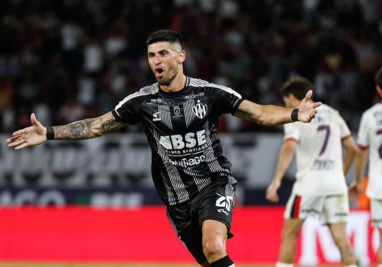 Florentín marca el gol que clasifica a Argentina – Fútbol Internacional