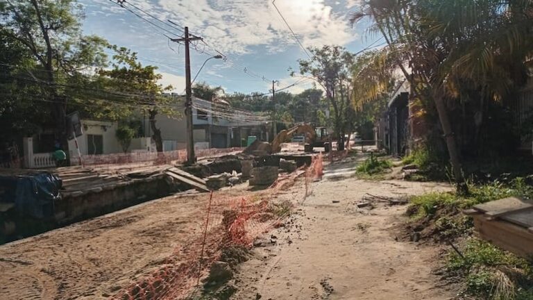 Temor de desmoronamiento en cuenca Santo Domingo por Nenecho.
