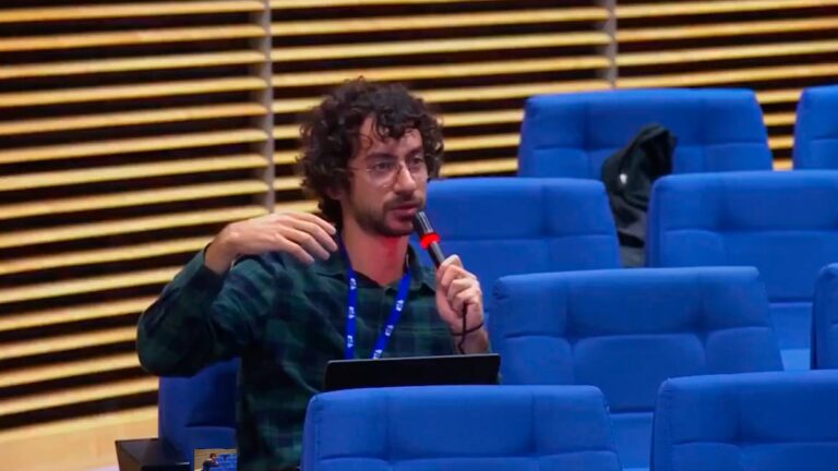 Un periodista italiano, despedido por preguntar en Bruselas si Israel debería pagar la reconstrucción de Gaza |