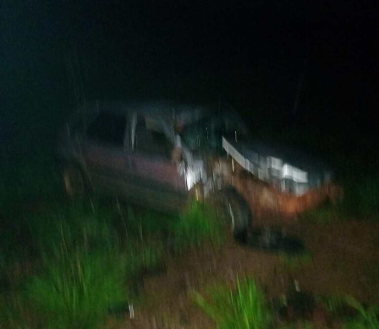 Motociclista muere tras chocar con auto en Bella Vista Norte.