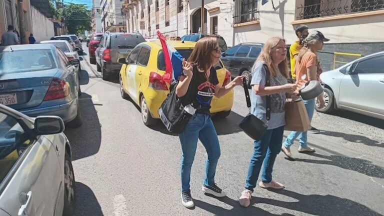 Caja abonará bonificación a jubilados municipales con deudas.