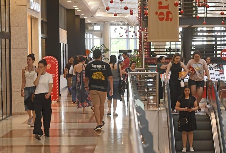 Crecimiento del PIB: economía y sectores destacados al tercer trimestre.