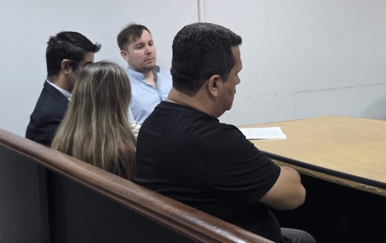 Fiscalía solicita 15 a 18 años de cárcel por muerte de Thirza.