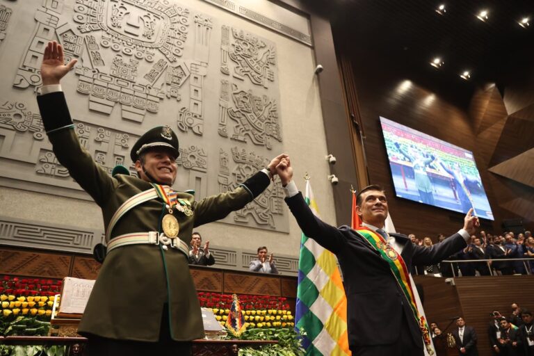 La vicepresidenta de Bolivia rompe con Paz y se declara opositora