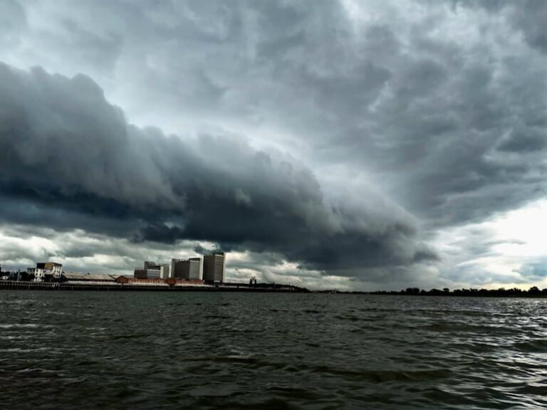 Más lluvias y tormentas inician la semana en Paraguay.