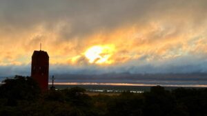 Cálido domingo con alertas de lluvias y tormentas en Paraguay