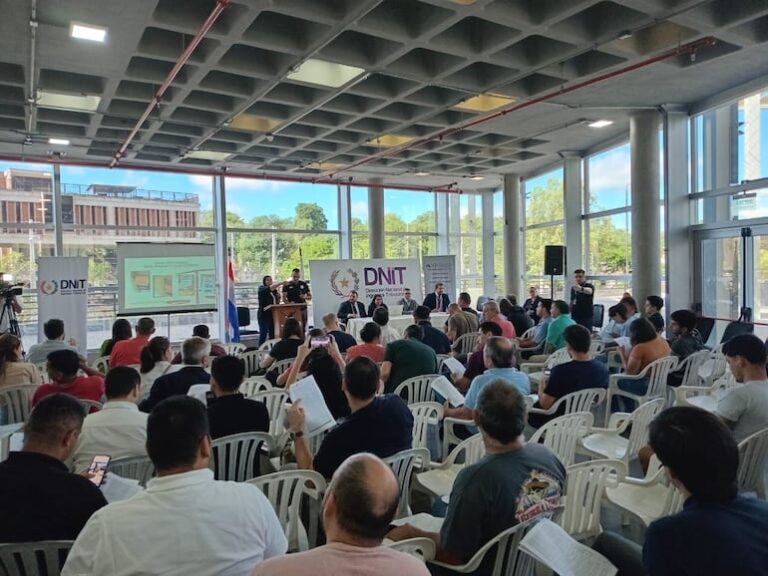 Remate DNIT: camiones Scania destacados, base de G. 3.000 millones.