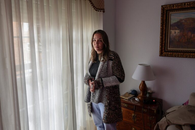 Así fue minuto a minuto el accidente del vagón cuatro del Alvia: “Cuando nos vieron la Guardia Civil y los del tren Iryo no lo podían creer” | España