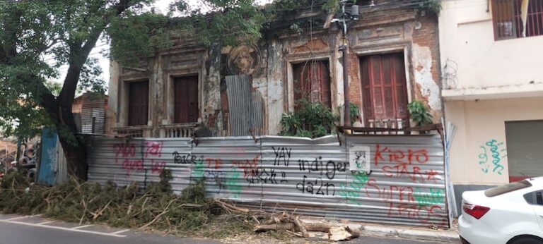 Asunción: Proyectos de revitalización fracasan como su patrimonio histórico.