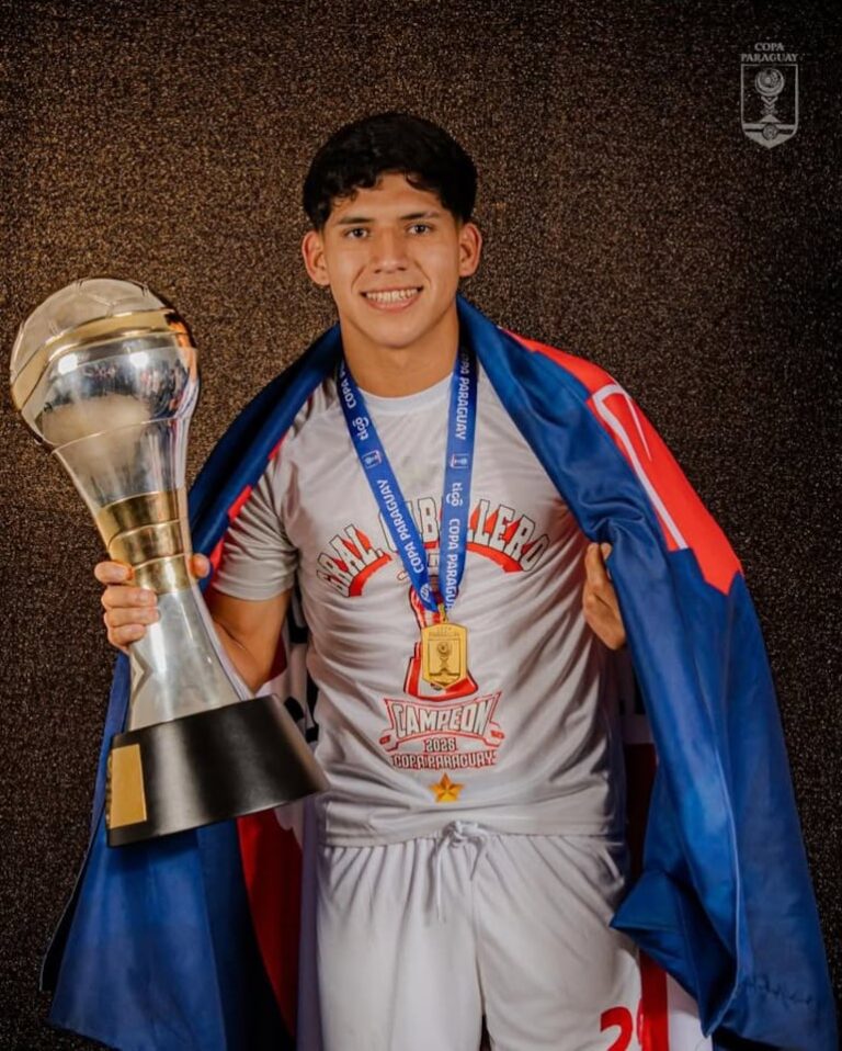 Osmar Giménez anuncia su traslado a Mineiro en medio de una disputa de representación – Fútbol.