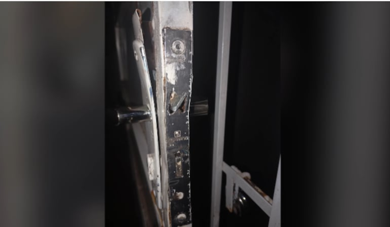 Delincuentes desvalijaron una casa en J.A. Saldívar.