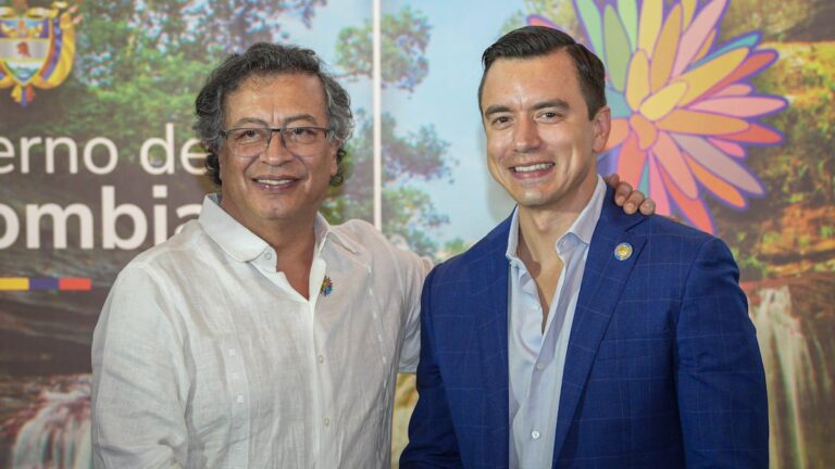 Ecuador anuncia aranceles del 30% contra Colombia por falta de cooperación en seguridad