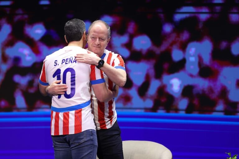 Gobierno no cumplió meta fiscal del 1,9% del PIB.