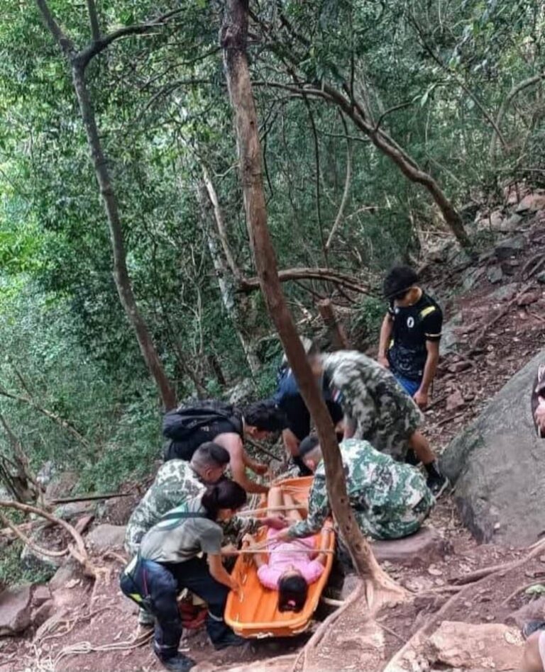 Menor rescatado tras accidente en cerro Hú de Paraguarí.