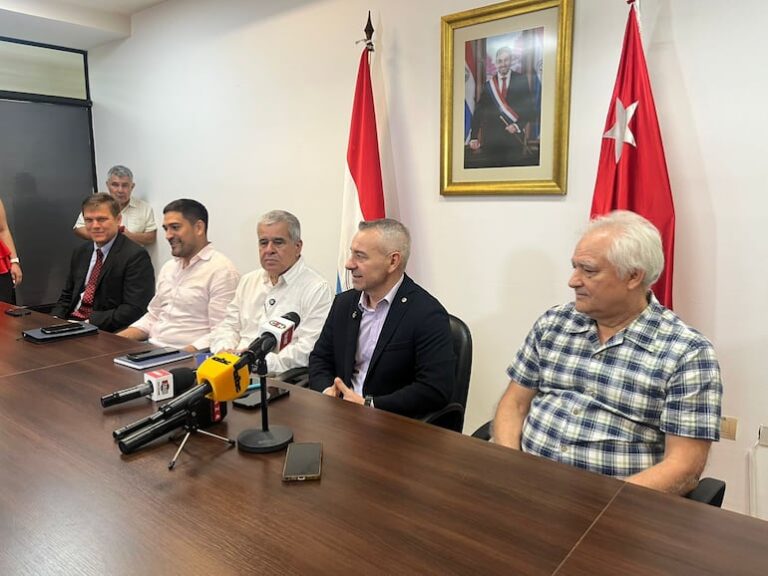 Pedro Halley aspira a concejal por Colorado Añetete.