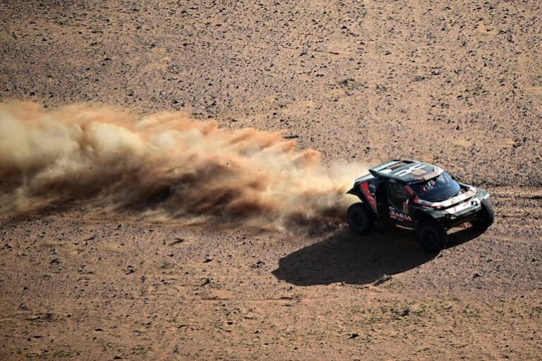 Dakar 2026 en Arabia Saudí: Al-Attiyah, Sanders y Van den Brink dominan en la pausa – ABC Motor