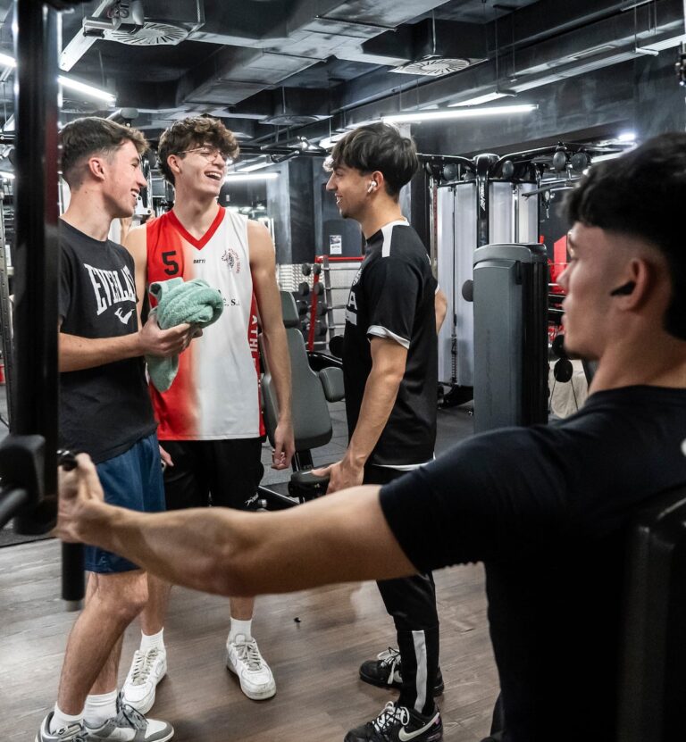 Todo pasa en el gimnasio, el nuevo epicentro de las relaciones sociales