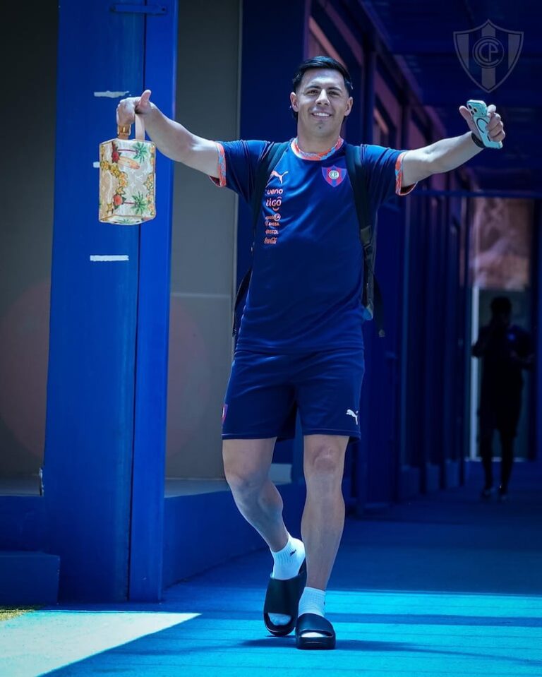 Cerro Porteño: Tempestad en Alto Paraná – Cerro Porteño.