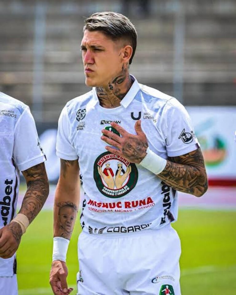 El polivalente zaguero uruguayo que tendría su fichaje asegurado por Olimpia.