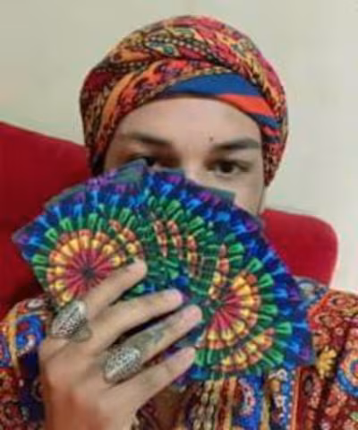 Imputan a recluso y ordenan captura de su pareja sospechosa.