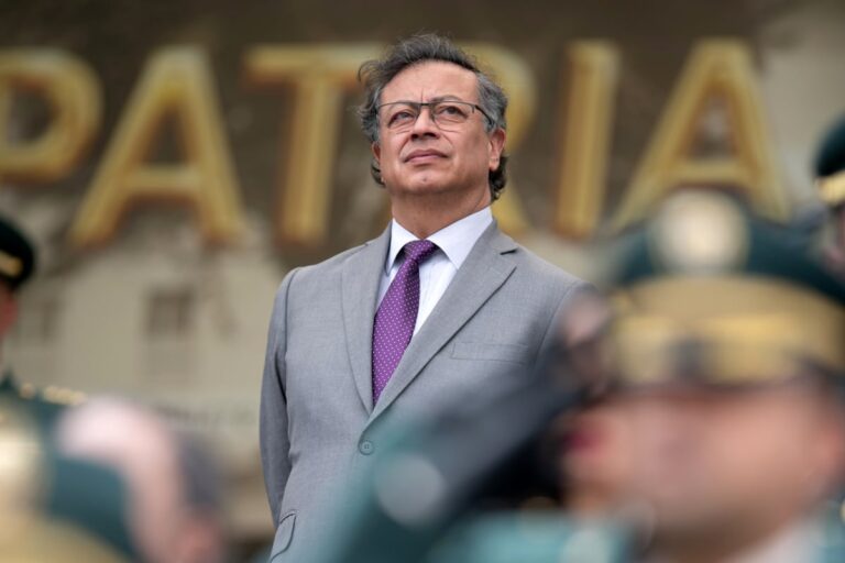 Cocaína en el vehículo de Petro: una nueva denuncia por sabotaje reaviva la guerra en las sombras