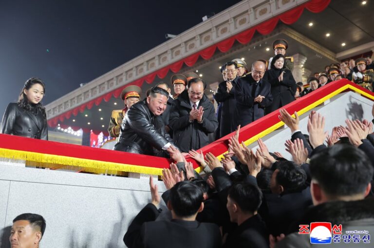 Kim Jong-un asegura que seguirá fortaleciendo las capacidades nucleares de Corea del Norte