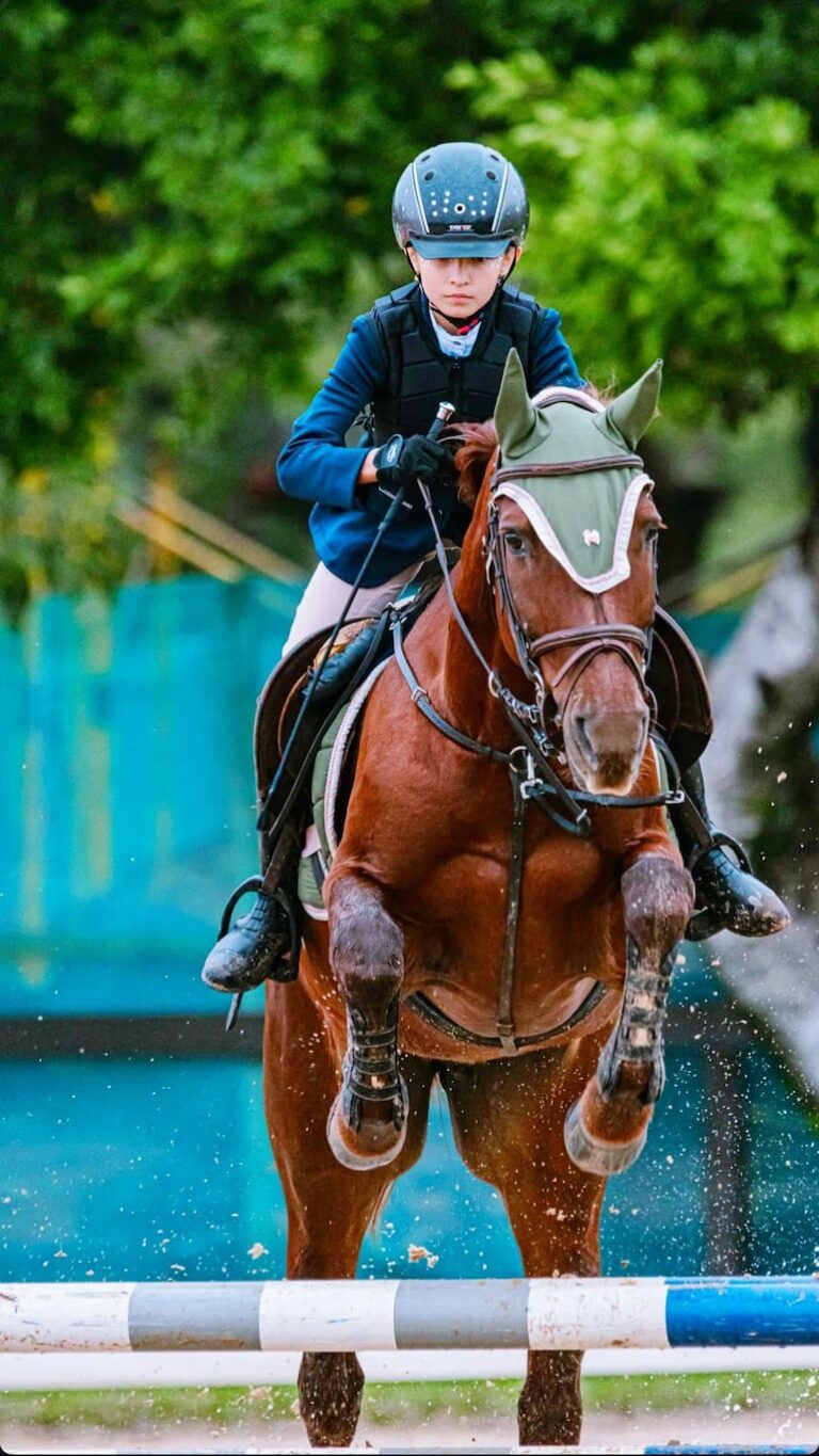 Hipismo: Saltos en el Acá Carayá – Instalaciones Deportivas