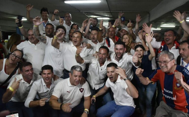 Blas Reguera toma la presidencia de Cerro Porteño con un número histórico de votos.