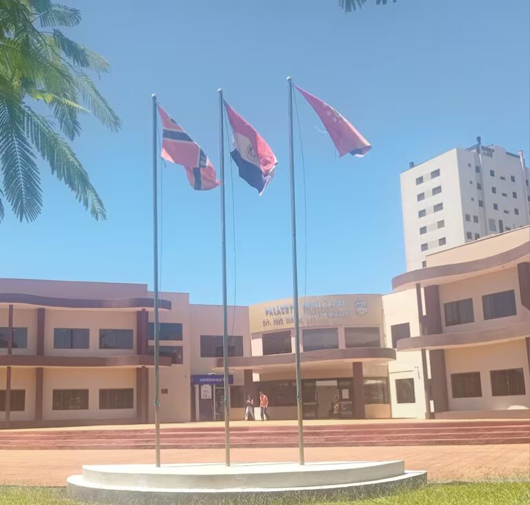 Inicia la emisión de licencias con código QR en Pedro Juan.