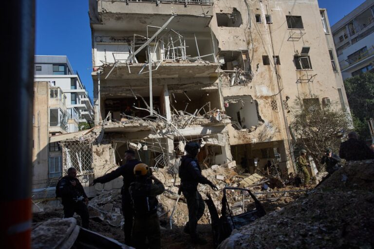 Últimas noticias sobre el ataque de Estados Unidos e Israel contra Irán, en vivo | Las dudas sobre la desescalada en Oriente Medio vuelven a situar el petróleo por encima de los 100 dólares