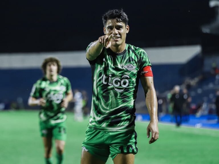 Video: Goles del triunfo de Libertad 2-0 sobre 2 de Mayo.